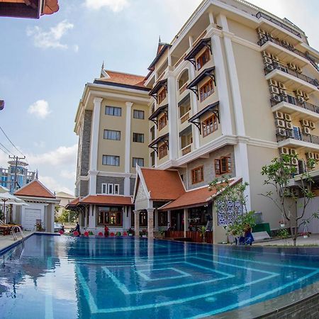 Kampong Thom Palace Hotel Exteriör bild